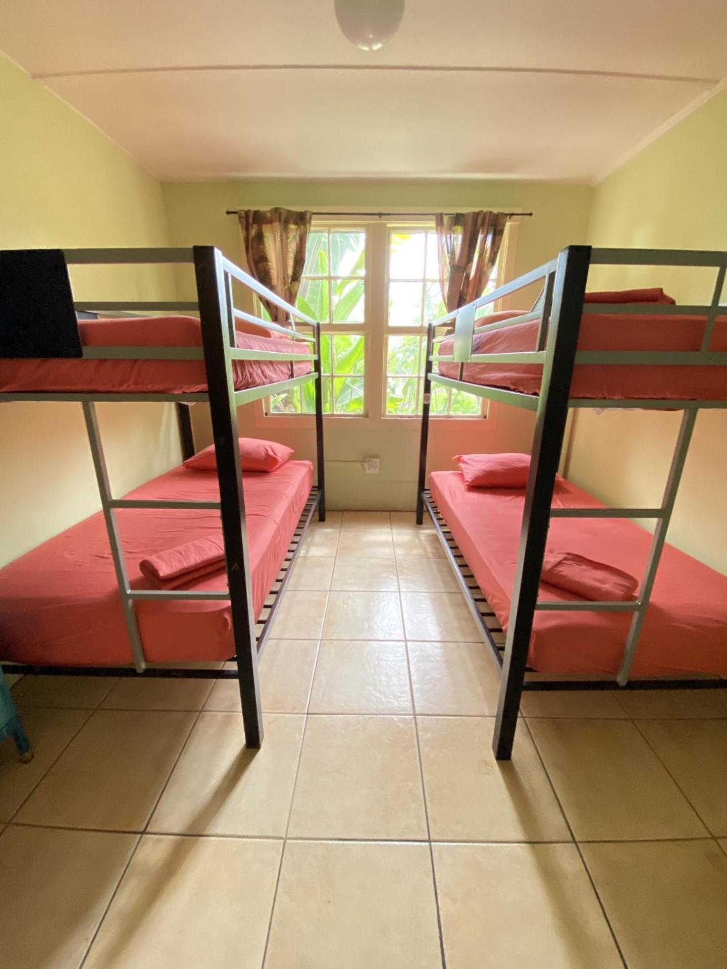 Banana Bungalow Maui Hostel Wailuku Ngoại thất bức ảnh